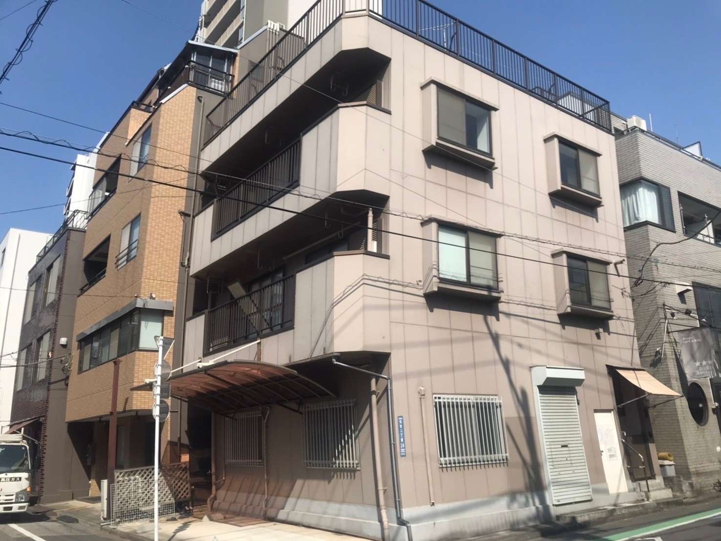 江東区鉄骨３階建て解体工事